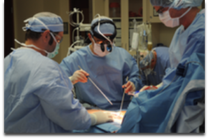 performing minimally invasive heart surgery